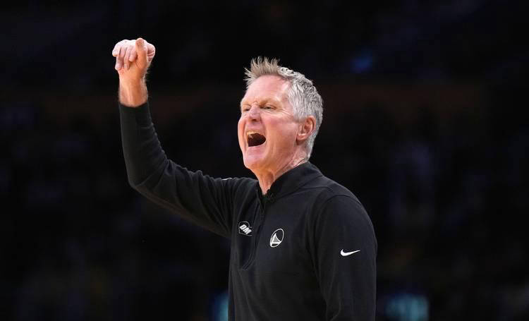 竞彩买球网-NBA官方重罚勇士，科尔怒不可遏，库里公开表达不满