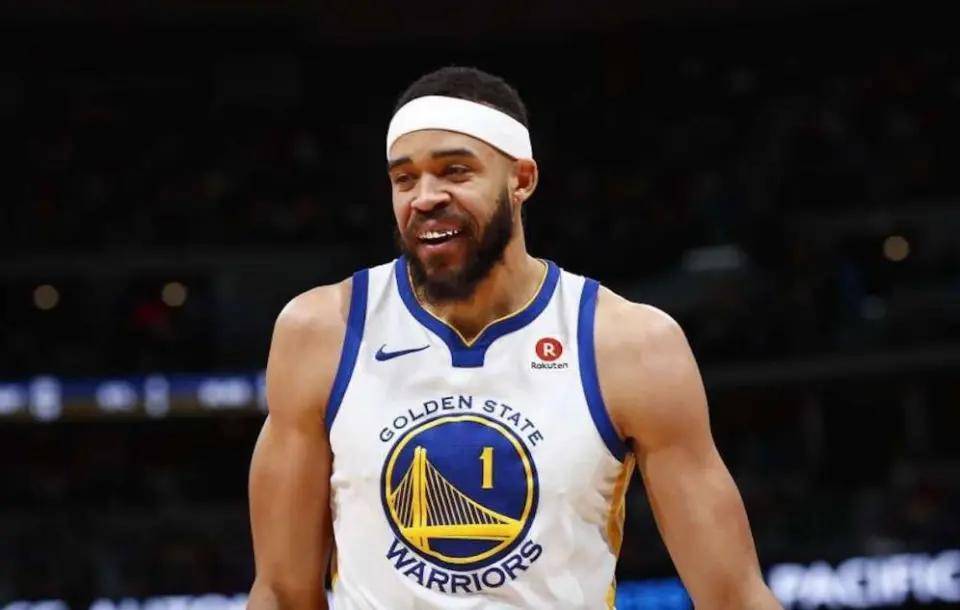 北京首钢队买断麦基，NBA冠军中锋辅佐周琦，冠军志在必得