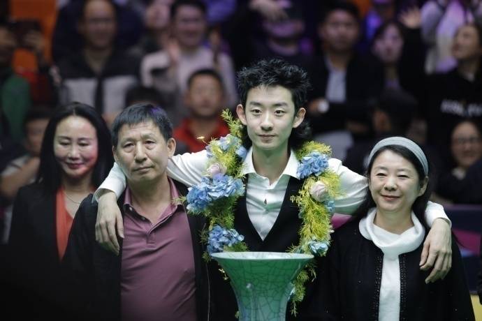 中国斯诺克大捷！5-2、5-2、5-3、5-3、5-3、吴宜泽、傅家俊5将晋级冲冠