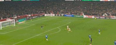 读秒绝杀！巴萨晋级！米兰22轮不败！足球疯狂一夜全回顾