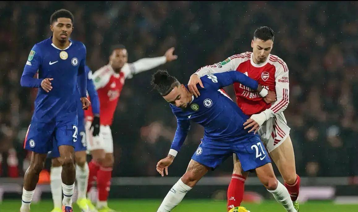 读秒绝杀！巴萨晋级！米兰22轮不败！足球疯狂一夜全回顾